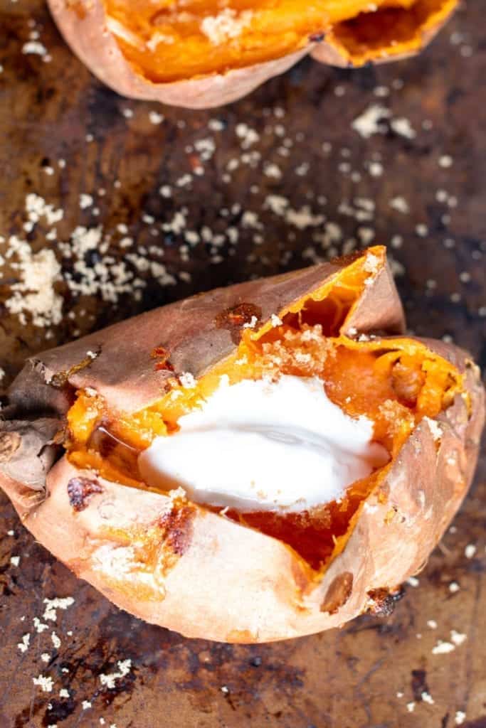 overhead picture of a delicious loaded sweet potato with marshmallow fluff, sea salt and brown sugar #feedfeed #f52grams #BuzzFeast #SWEEEEETS #huffposttaste #ImSoMartha #surlatable #mywilliamssonoma #thekitchn #eeeeeats #bhgfood #eattheworld #bakersofinstagram #foodandwine #foodgawker #bareaders #fwx #ABMfoodie #beautifulcuisines #eatingfortheinsta #foodwinewomen #yahoofood #foodblogfeed #foodblogeats #theeverygirl #thatsdarling #dailyfoodfeed #foodphotography #foodblogeats #loadedbakedpotato #sweetpotato #sides #easysides #easyrecipes 